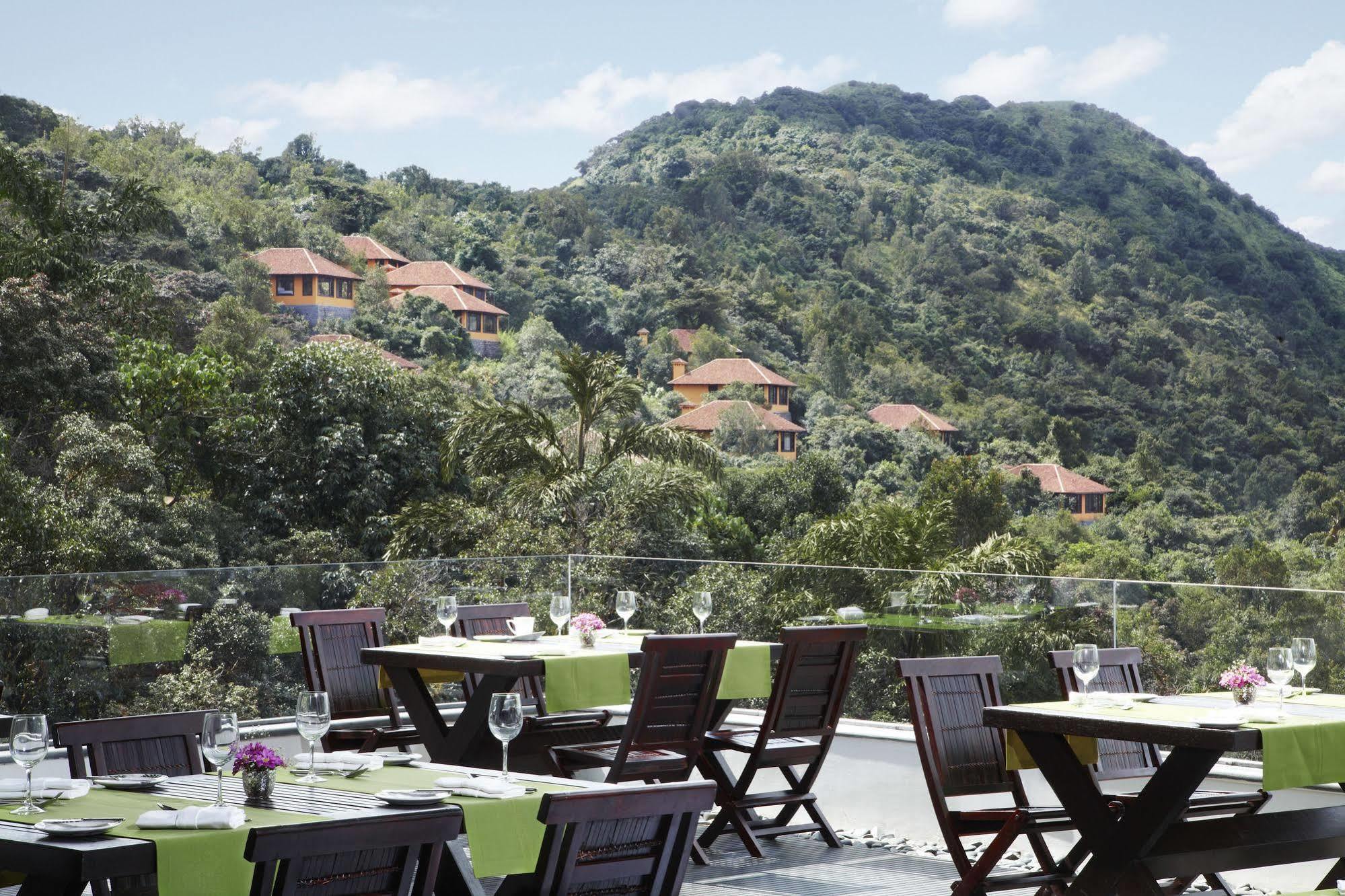 Taj Madikeri Resort & Spa Coorg Exterior foto
